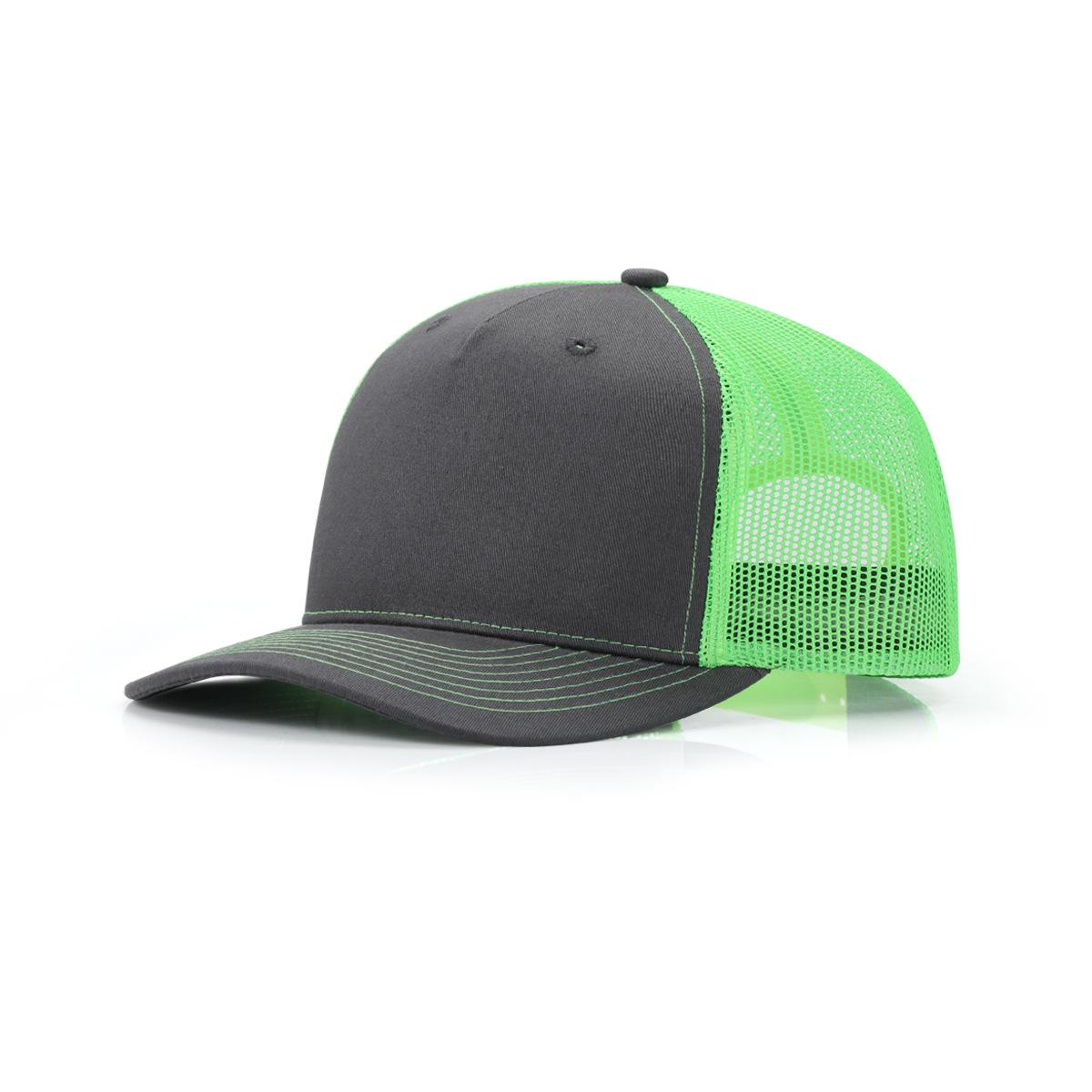 Op maat gemaakte pet met logo, - Summer Clothing Capsule recensie en prijs
